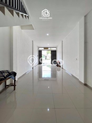 Unit Ruko Dijual di Jagakarsa Jakarta Selatan 180m2 Unit Ruko Dijual di Jagakarsa Jakarta Selatan 180m2