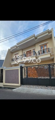 Jual Rumah Mewah Megah Dengan View Cantik di Cipinang, Jakarta Timur Jual Rumah Mewah Megah Dengan View Cantik di Cipinang, Jakarta Timur