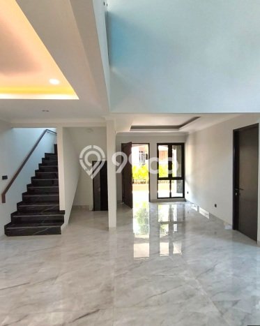 Rumah Elit Modern Tanpa Renovasi di BSD Puspita Loka Tangerang Rumah Elit Modern Tanpa Renovasi di BSD Puspita Loka Tangerang