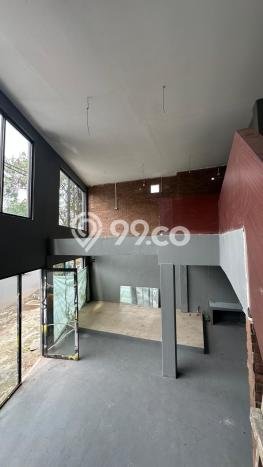 Ruko Dijual di Prime Area Jakarta Selatan Luas 180m2 Ruko Dijual di Prime Area Jakarta Selatan Luas 180m2