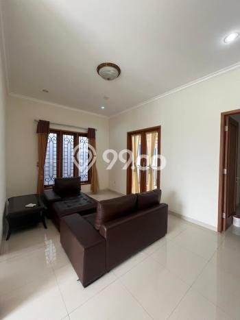 Siap Huni Rumah Mewah 3 Kamar di Jagakarsa Dekat ke Mana Pun Siap Huni Rumah Mewah 3 Kamar di Jagakarsa Dekat ke Mana Pun