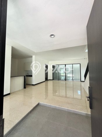 Dijual Rumah Mewah Elegan Dengan View Cantik di BSD, Tangerang Dijual Rumah Mewah Elegan Dengan View Cantik di BSD, Tangerang