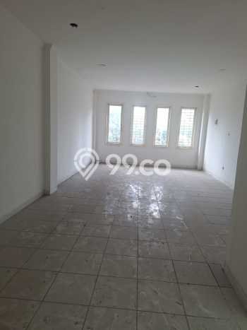 Unit Ruko disewakan di Mampang Prapatan Jakarta Selatan dengan LT 80m2 / LB 240m2 Unit Ruko disewakan di Mampang Prapatan Jakarta Selatan dengan LT 80m2 / LB 240m2