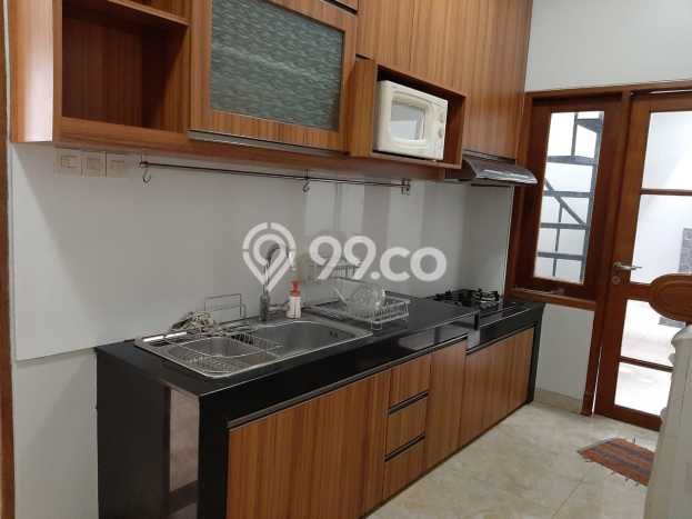 Disewakan Rumah Harga Terjangkau di Kalibata Jakarta Selatan dengan 4 Kamar Tidur Disewakan Rumah Harga Terjangkau di Kalibata Jakarta Selatan dengan 4 Kamar Tidur