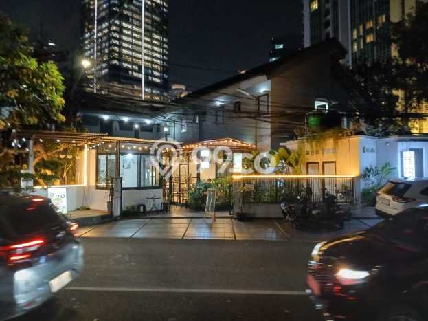 Komersial Disewa di Jakarta Selatan dengan LB 17m2 Area Komersial Ramai Komersial Disewa di Jakarta Selatan dengan LB 17m2 Area Komersial Ramai