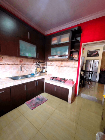 Dijual Rumah Luas Megah Dengan View Cantik di Meruya, Jakarta Barat Dijual Rumah Luas Megah Dengan View Cantik di Meruya, Jakarta Barat