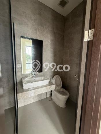 Ruko Disewa di Tangerang dengan LB 190m2 Area Komersial Ramai Ruko Disewa di Tangerang dengan LB 190m2 Area Komersial Ramai