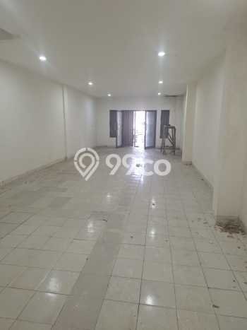 Unit Ruko disewakan di Mampang Prapatan Jakarta Selatan dengan LT 80m2 / LB 240m2 Unit Ruko disewakan di Mampang Prapatan Jakarta Selatan dengan LT 80m2 / LB 240m2