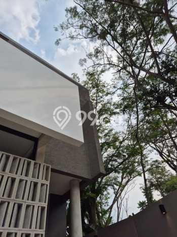 Dijual Rumah Eksklusif 3 KT di Bintaro, Tangerang Selatan Dijual Rumah Eksklusif 3 KT di Bintaro, Tangerang Selatan