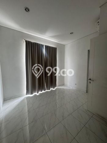 Jual Rumah Eksklusif 2 KT di Gading Serpong, Tangerang Jual Rumah Eksklusif 2 KT di Gading Serpong, Tangerang