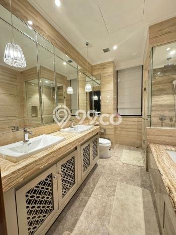Hunian Strategis 179m2 di SCBD Jakarta Selatan 2 KT Hunian Strategis 179m2 di SCBD Jakarta Selatan 2 KT