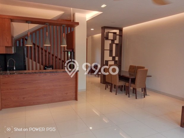 Rumah sewa siap huni 3 KT di Lebak Bulus, Jakarta Selatan Rumah sewa siap huni 3 KT di Lebak Bulus, Jakarta Selatan