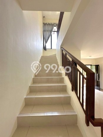 For Sale! Luxury House LT 112m2 Desain Modern di BSD City For Sale! Luxury House LT 112m2 Desain Modern di BSD City
