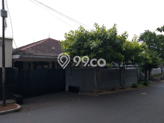 Dijual Rumah Luas Elegan Dengan View Cantik di Jati Padang, Jakarta Selatan Dijual Rumah Luas Elegan Dengan View Cantik di Jati Padang, Jakarta Selatan