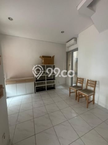 Jual Rumah Eksklusif 2 KT di Gading Serpong, Tangerang Jual Rumah Eksklusif 2 KT di Gading Serpong, Tangerang