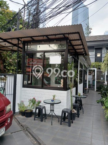 Komersial Disewa di Jakarta Selatan dengan LB 17m2 Area Komersial Ramai Komersial Disewa di Jakarta Selatan dengan LB 17m2 Area Komersial Ramai