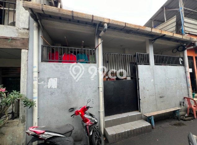 Rumah Minimalis 2 Kamar LT 73m2 di Karang Anyar Rumah Minimalis 2 Kamar LT 73m2 di Karang Anyar
