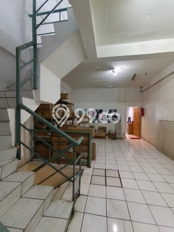 Ruko Dijual di Prime Area Jakarta Utara Luas 320m2 Ruko Dijual di Prime Area Jakarta Utara Luas 320m2