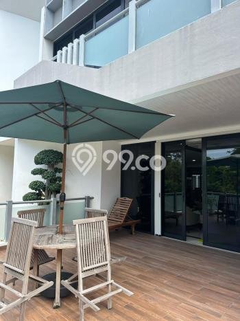 Rumah Elit Modern Tanpa Renovasi di Pantai Indah Kapuk Jakarta Utara Rumah Elit Modern Tanpa Renovasi di Pantai Indah Kapuk Jakarta Utara
