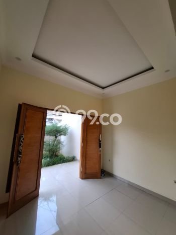 Hunian Mewah LB 270m2 Siap Huni Desain Elegan di Pulo Asem, Jakarta Timur Hunian Mewah LB 270m2 Siap Huni Desain Elegan di Pulo Asem, Jakarta Timur