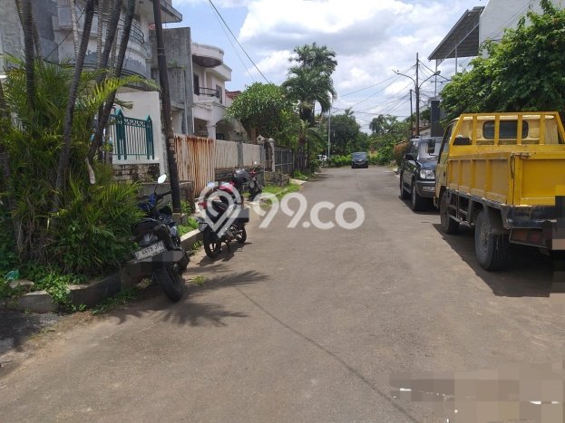 Jual Rumah Mewah Elegan Dengan View Cantik di Pulomas, Jakarta Timur Jual Rumah Mewah Elegan Dengan View Cantik di Pulomas, Jakarta Timur