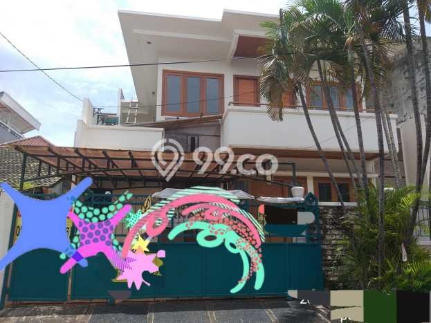 Jual Rumah Mewah Elegan Dengan View Cantik di Pulomas, Jakarta Timur Jual Rumah Mewah Elegan Dengan View Cantik di Pulomas, Jakarta Timur