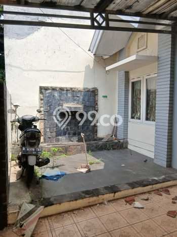 Rumah Luas Asri 2 KT Siap Huni di Harapan Indah Bekasi Rumah Luas Asri 2 KT Siap Huni di Harapan Indah Bekasi
