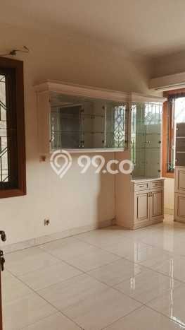 Jual Rumah Mewah Elegan Dengan View Cantik di Pulomas, Jakarta Timur Jual Rumah Mewah Elegan Dengan View Cantik di Pulomas, Jakarta Timur