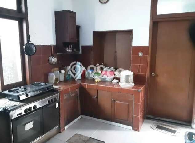 Jual Rumah Luas Elegan Dengan View Eksklusif di Meruya, Jakarta Barat Jual Rumah Luas Elegan Dengan View Eksklusif di Meruya, Jakarta Barat
