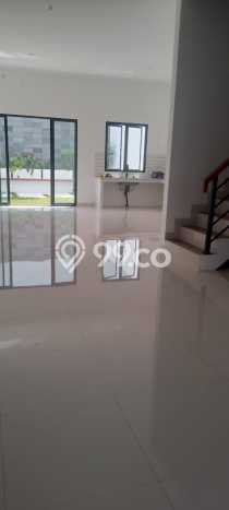 Rumah Elit Modern Tanpa Renovasi di Pondok Kelapa Jakarta Timur Rumah Elit Modern Tanpa Renovasi di Pondok Kelapa Jakarta Timur