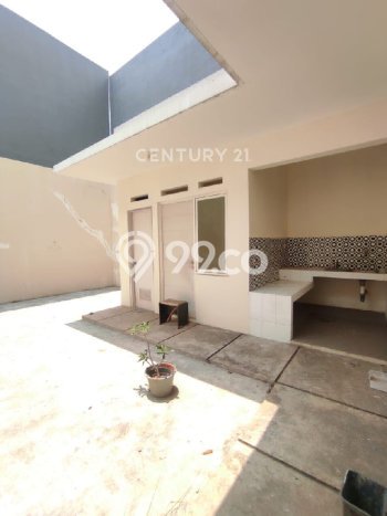 Disewakan! Rumah 2 Kamar Tidur &
2 Kamar Mandi di Harapan Indah, Bekasi Disewakan! Rumah 2 Kamar Tidur &
2 Kamar Mandi di Harapan Indah, Bekasi