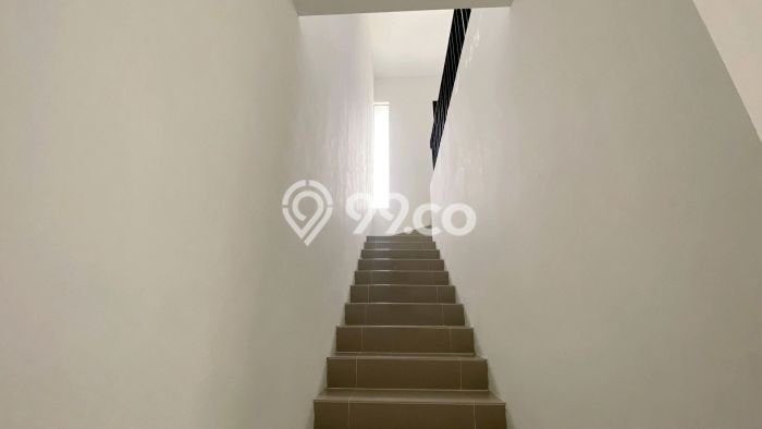 Dijual Cepat Rumah Favorit Siap Huni LB 77m2 di Cisauk, Tangerang Dijual Cepat Rumah Favorit Siap Huni LB 77m2 di Cisauk, Tangerang
