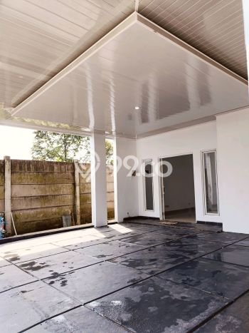 Dijual Rumah 4 Kamar Lokasi Ideal Bagus dan Strategis di Serpong Dijual Rumah 4 Kamar Lokasi Ideal Bagus dan Strategis di Serpong