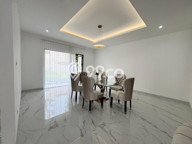 Rumah Elit LB 340m2 Siap Huni Desain Elegan di BSD Foresta, Tangerang Rumah Elit LB 340m2 Siap Huni Desain Elegan di BSD Foresta, Tangerang