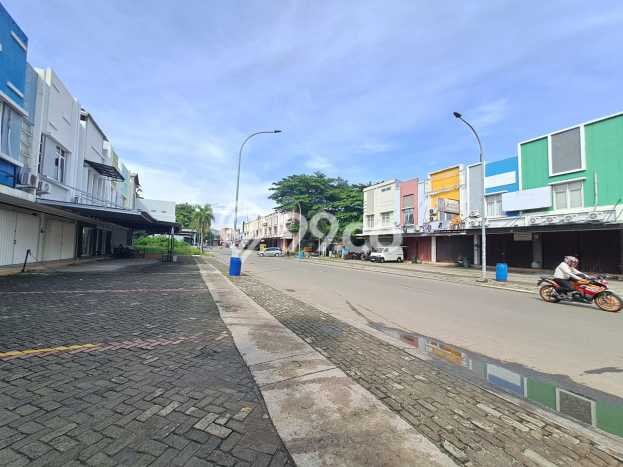 Lokasi Strategis! Dijual Ruko Bisnis di Serpong Utara, Tangerang Selatan Kondisi Baik Lokasi Strategis! Dijual Ruko Bisnis di Serpong Utara, Tangerang Selatan Kondisi Baik