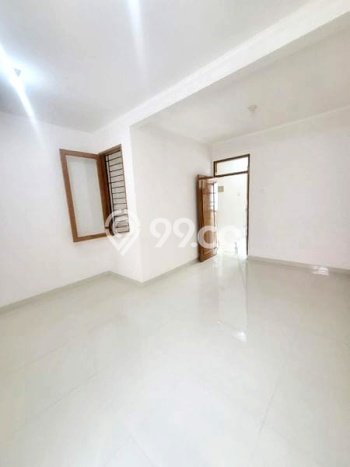 Jual Rumah Strategis Bagus Punya 2 KT di Kelapa Gading Jakarta Utara SHM Jual Rumah Strategis Bagus Punya 2 KT di Kelapa Gading Jakarta Utara SHM