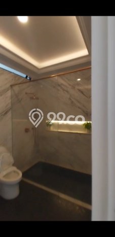 Rumah Elit Modern Tanpa Renovasi di Pegangsaan Jakarta Utara Rumah Elit Modern Tanpa Renovasi di Pegangsaan Jakarta Utara