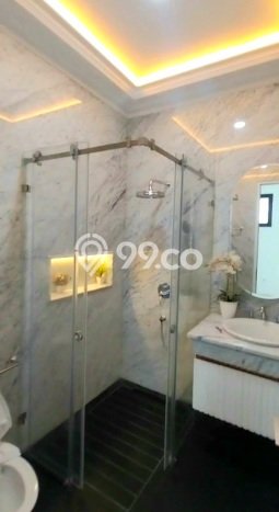 Rumah Elit Modern Tanpa Renovasi di Pegangsaan Jakarta Utara Rumah Elit Modern Tanpa Renovasi di Pegangsaan Jakarta Utara