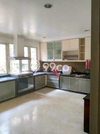 Siap Huni Rumah Mewah 3 Kamar di Kemayoran Dekat ke Mana Pun Siap Huni Rumah Mewah 3 Kamar di Kemayoran Dekat ke Mana Pun