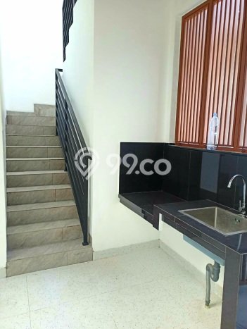 Unit Kost Dijual di Rawa Badak dengan 6 Kamar Area Ramai Unit Kost Dijual di Rawa Badak dengan 6 Kamar Area Ramai