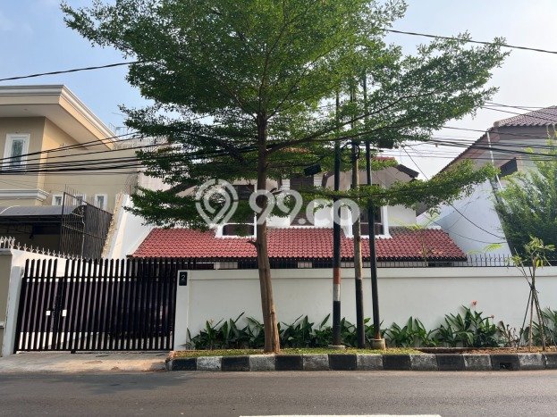 Disewakan! Rumah 5 Kamar Tidur &
4 Kamar Mandi di Ancol, Jakarta Utara Disewakan! Rumah 5 Kamar Tidur &
4 Kamar Mandi di Ancol, Jakarta Utara