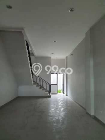 FOR RENT! Ruko di Pantai Indah Kapuk Cocok untuk Bisnis 81m2 FOR RENT! Ruko di Pantai Indah Kapuk Cocok untuk Bisnis 81m2
