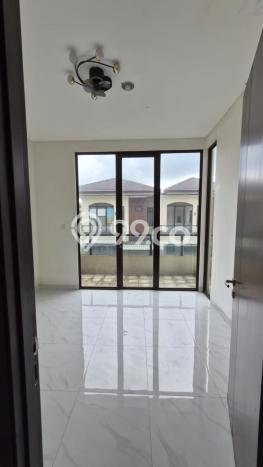 Dijual Cepat Rumah Bagus Siap Huni LB 79m2 di Tangerang, Tangerang Dijual Cepat Rumah Bagus Siap Huni LB 79m2 di Tangerang, Tangerang
