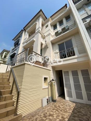 For Sale! Luxury House LT 112m2 Desain Elegan di Pantai Indah Kapuk For Sale! Luxury House LT 112m2 Desain Elegan di Pantai Indah Kapuk