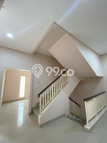 For Sale! Luxury House LT 112m2 Desain Elegan di Pantai Indah Kapuk For Sale! Luxury House LT 112m2 Desain Elegan di Pantai Indah Kapuk