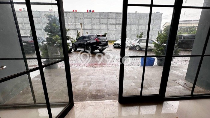 Unit Ruko Dijual di Jakarta Utara LT 75m2 & LB 75m2 Unit Ruko Dijual di Jakarta Utara LT 75m2 & LB 75m2