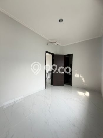 Jarang Ada! Rumah Sewa 4 Kamar Nyaman Siap Huni Pantai Indah Kapuk Jarang Ada! Rumah Sewa 4 Kamar Nyaman Siap Huni Pantai Indah Kapuk