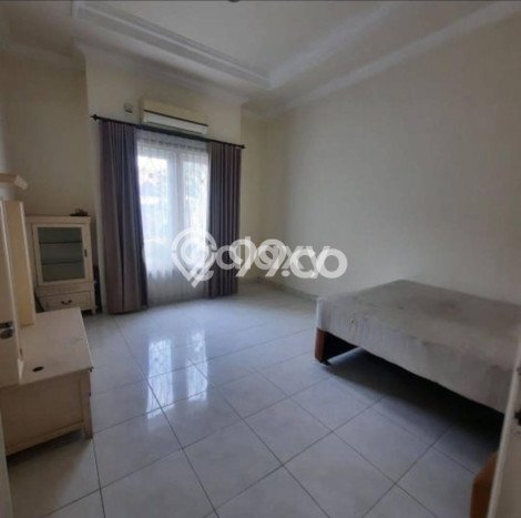 SPECIAL RATE! Rumah di Rungkut, 4 KT, Area Sejuk, LT 200m2m² Bangunan 300m2m² SPECIAL RATE! Rumah di Rungkut, 4 KT, Area Sejuk, LT 200m2m² Bangunan 300m2m²