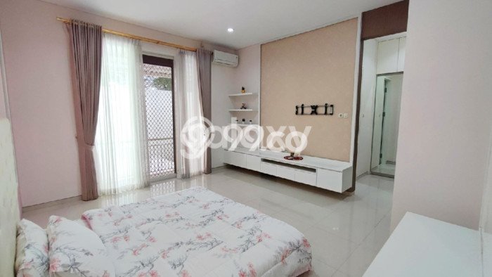 Dijual Rumah Luas Megah Dengan View Eksklusif di Citraland, Surabaya Dijual Rumah Luas Megah Dengan View Eksklusif di Citraland, Surabaya