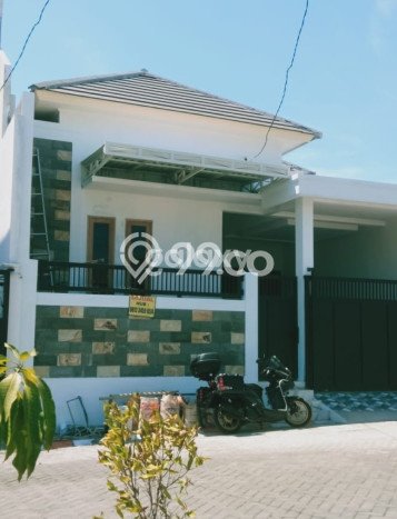 Dijual Cepat Rumah Favorit Siap Huni LB 130m2 di Driyorejo, Gresik Dijual Cepat Rumah Favorit Siap Huni LB 130m2 di Driyorejo, Gresik